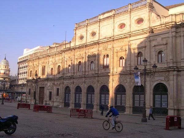 Imagen 18 Ayuntamiento de Sevilla foto