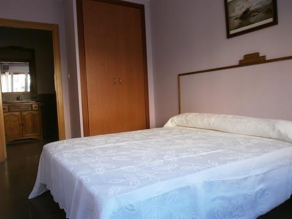 Imagen 126 Hostal Alamare foto