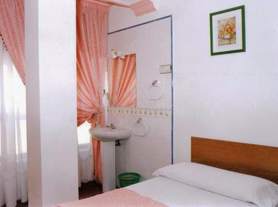 Imagen 28 FARMACIA NUEVA LA VERA foto