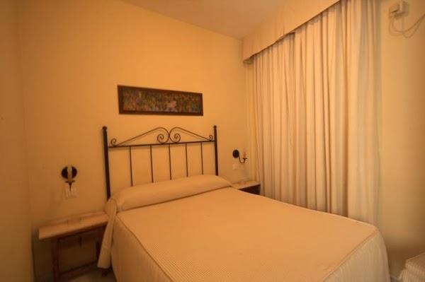 Imagen 91 Hostal Restaurante El Labrador foto