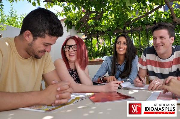 Imagen 32 AUTOMOCION JOSE VALENCIA foto