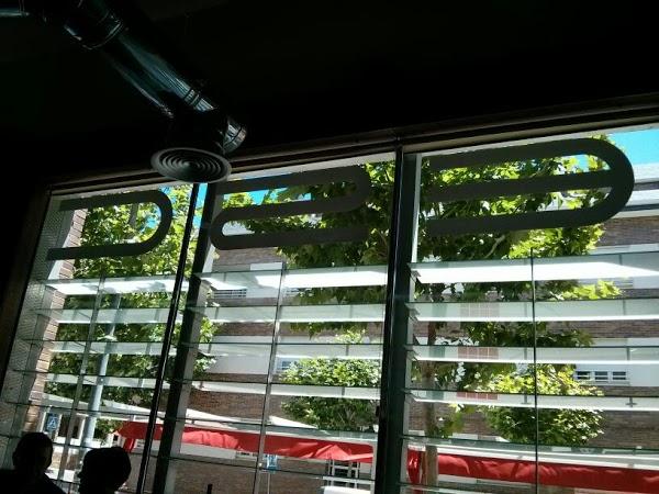 Imagen 2 Tec Idiomes foto