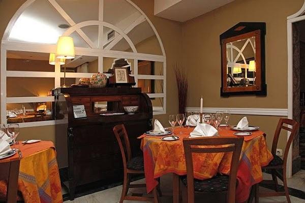 Imagen 41 Comercial Santa Angela foto