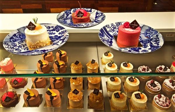 Imagen 53 Comercial Santa Angela foto