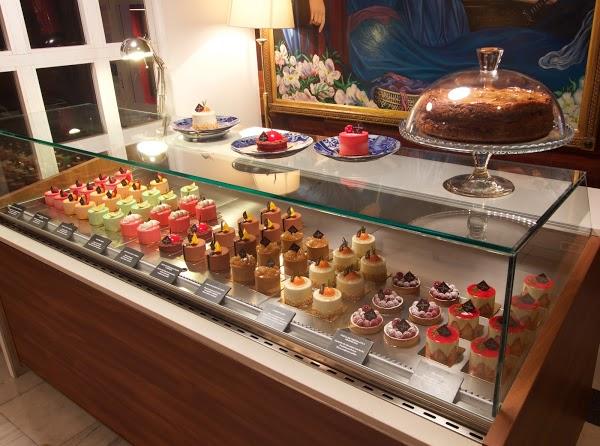 Imagen 57 Comercial Santa Angela foto