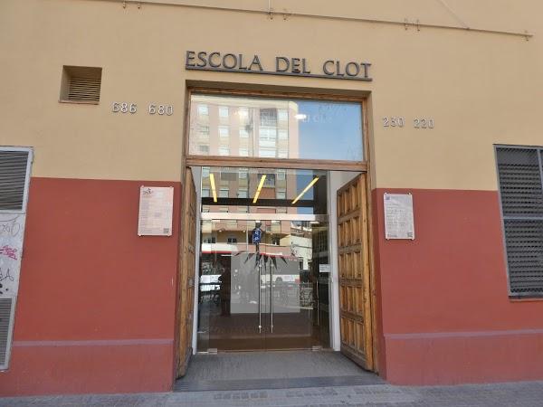 Imagen 72 Jesuïtes El Clot foto