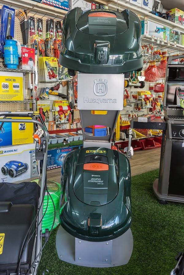 Imagen 141 Ferretería Charles foto