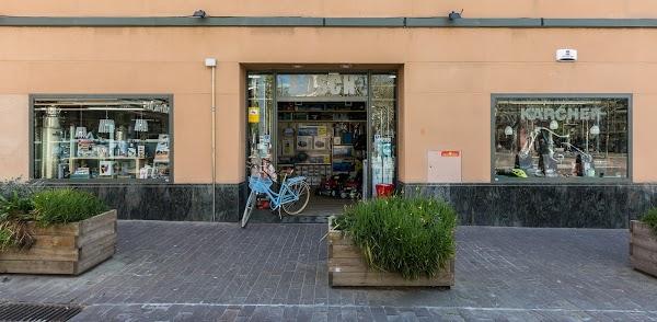 Imagen 147 Ferretería Charles foto