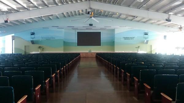 Imagen 19 Salón del Reino de los Testigos de Jehová foto