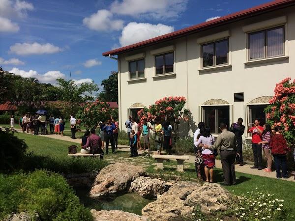 Imagen 93 Salón del Reino de los Testigos de Jehová foto