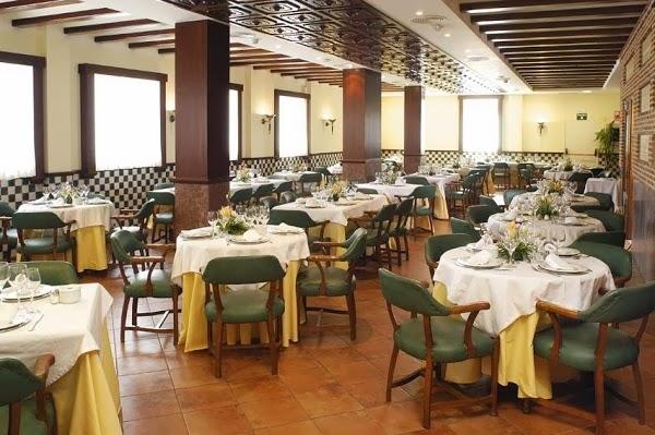 Imagen 2 CENTRO MÉDICO ESTEPONA foto