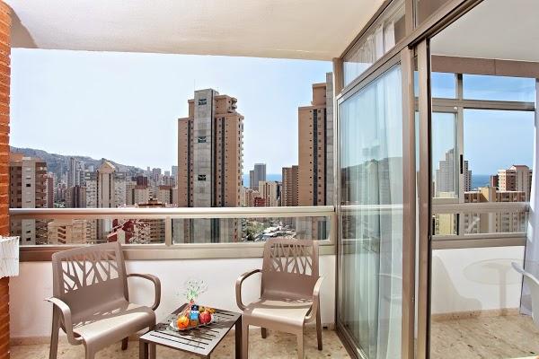 Imagen 15 staff yardas & cafe foto