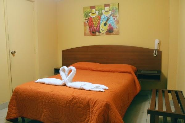 Imagen 14 Immaculate Heart Of Mary College Parañaque foto