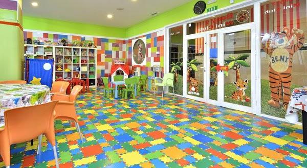 Imagen 58 Hiper Rastro Villafranca foto