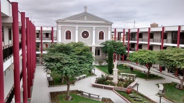 Imagen 1 Capilla San Jose de Cluny foto