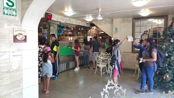 Imagen 62 Pastelería Rahona foto
